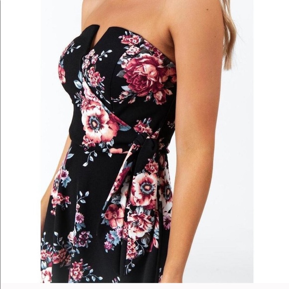 NWT Francesca’s Strapless Fit and Flare Dress - Picture 3 of 10